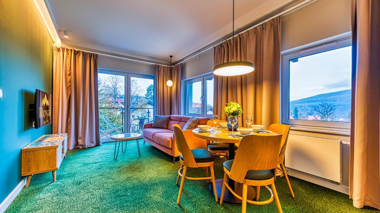 Apartamenty Vip Centrum - Wczasowa 17 By Royal Aparts Świeradów-Zdrój المظهر الخارجي الصورة